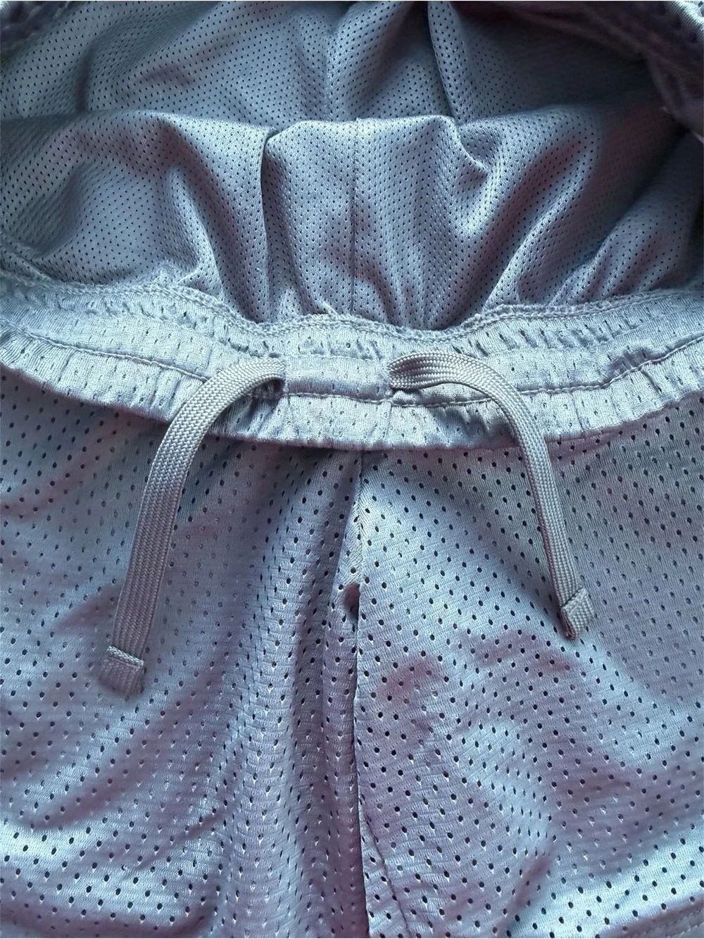 Nike Boys XL Gray Mesh Dri-Fit Athletic Basketball Shorts Youth Extra Large